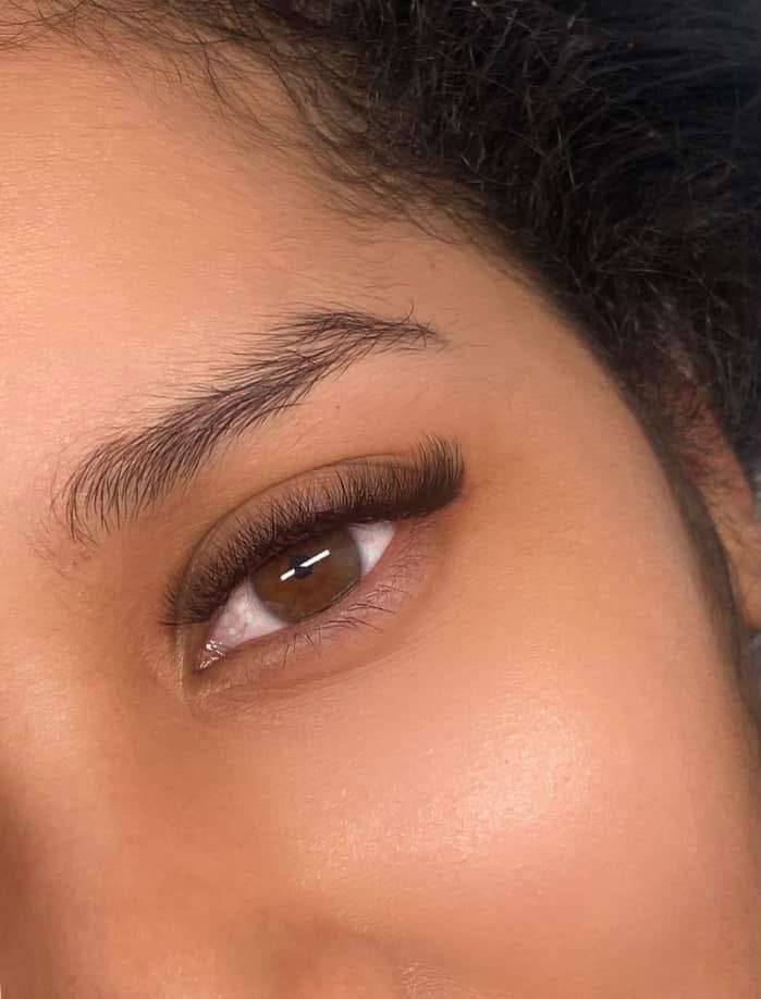 Brown-eyed client with a dense volume set