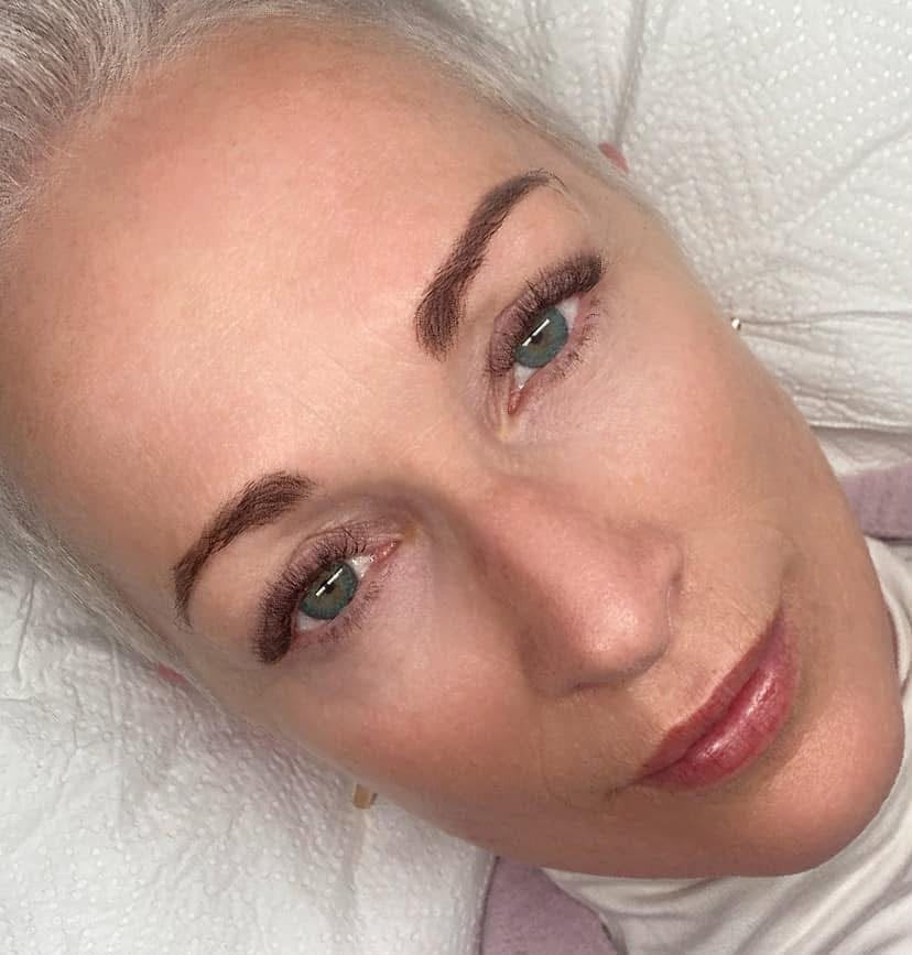 Lash extensions by Lashes by Dee, Paarl — silver-haired client